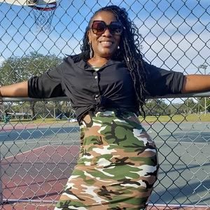 Meet your Posher, Marcia